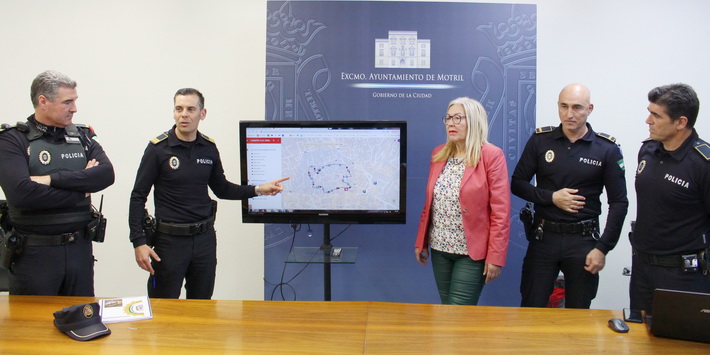 La Policía Local de Motril pone en marcha una aplicación interactiva QR de servicio público al ciudadano en Semana Santa